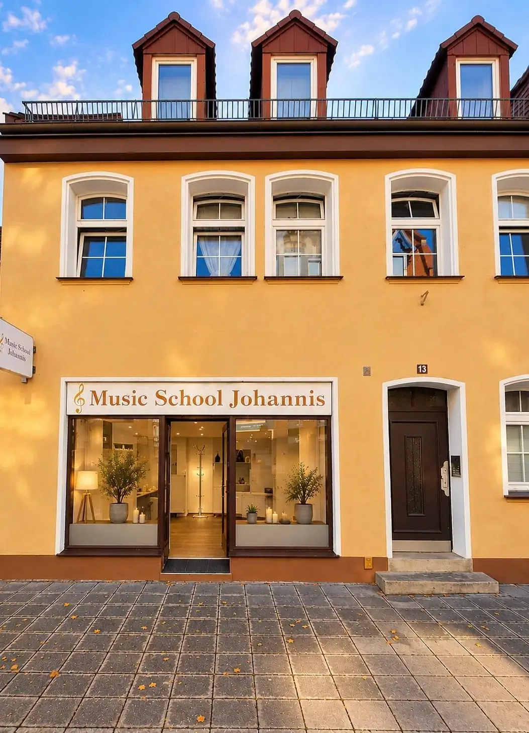 Fassade der Music School Johannis, Schnieglinger Str. 13